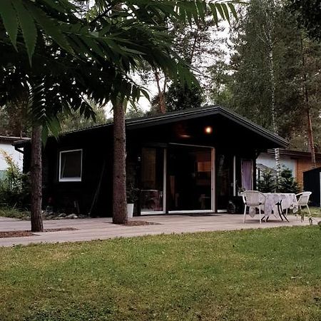 Domek Pod Trzema Kuropatwami Ily Kolo Urli Exterior photo